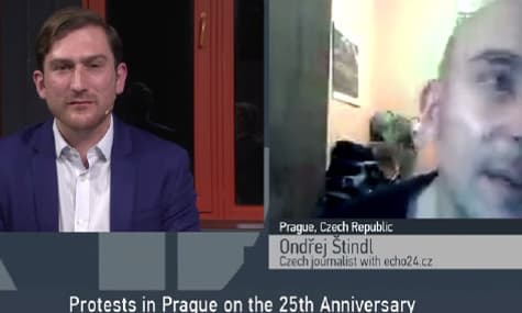 Many people at recent protest in Prague were at protests in 1989 - Czech journalist