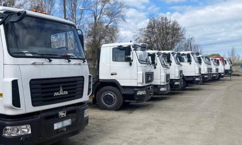 В Украине арестовали 20 грузовиков и корпоративные права предприятий, связанных с правительством Беларуси