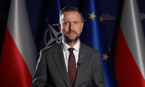 «Про приниження України не йдеться». Міністр оборони Польщі закликав Київ ушановувати сучасних українських військових, а не УПА