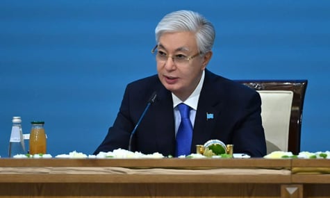 Токаєв заявив путіну, що не розуміє причин війни рф проти України, і закликав «заморозити» її