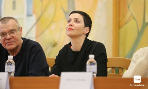 Звільнені опозиціонери Марія Колесникова та Віктор Бабарико Звільнені опозиціонери Марія Колесникова та Віктор Бабарико