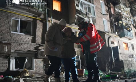 Війська рф завдали щонайменше восьми ударів по Запоріжжю вночі. Серед постраждалих — дитина