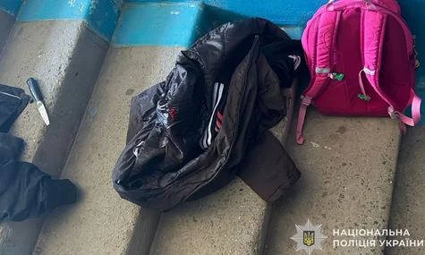 Школярці, яка напала на однокласницю, оголосили підозру. Слідство перевіряє, чи потерпіла цькувала її