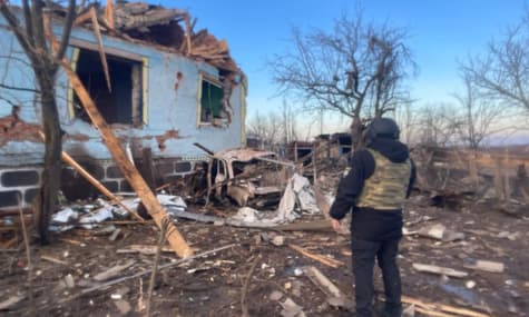 В Харьковской области россияне ударным дроном покалечили целую семью