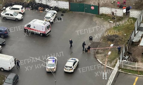 У Дарницькому районі Києва стався вибух: через детонацію невідомого предмета загинула людина