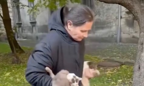 Жінка, яка в центрі Львова говорила про жертвоприношення тварин