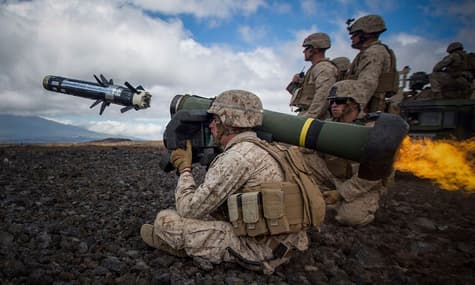 США могут выделить Украине $ 300 млн военной помощи. В Москве пригрозили «официально» поддержать боевиков