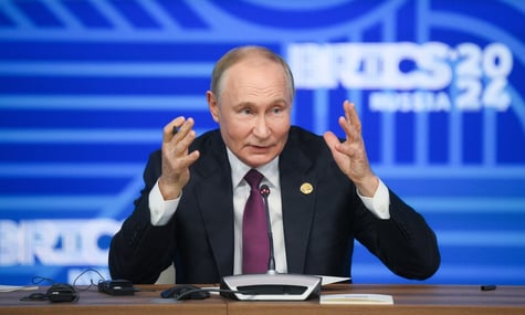 путин: россия готова рассмотреть любые мирные договоренности, которые учитывают реалии «на земле»