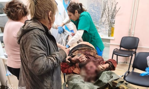 Двоє загиблих та шестеро постраждалих: війська рф продовжують обстріли Донеччини