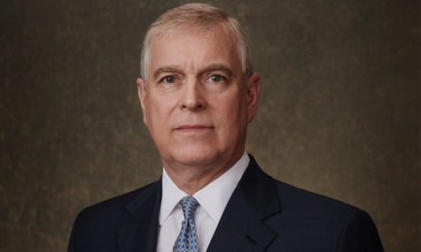 Дорогу у Великій Британії, названу на честь принца Ендрю, вирішили перейменувати на тлі його скандалу з Епштейном