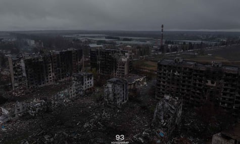 Військові показали зруйновану ударами рф Костянтинівку: у місті залишаються 4800 людей (ФОТО)