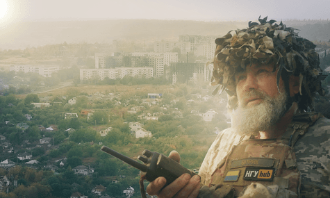 «Зранку ти перевірив будівлю — нікого немає, а по обіді ворог уже там закріпився». Репортаж із Куп’янська, який повторно окуповують росіяни