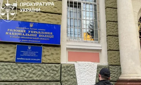 Усі високопосадовці Нацполіції, яких підозрюють у «кришуванні порноофісів», вийшли із СІЗО під заставу. Її загальна сума — понад 18 мільйонів