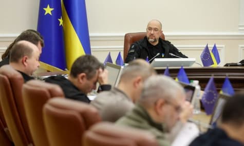 Почти 90% всех налогов в 2023 году пойдут на армию и безопасность страны — Шмыгаль