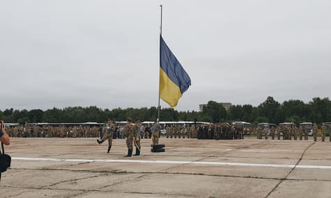 В Офисе президента заверили, что не будут принудительно свозить бюджетников в Киев на День независимости