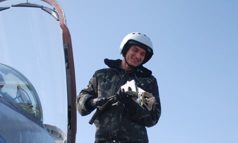 Загиблий пілот Устименко був однокурсником льотчика Джуса: Це був суперінтелект групи