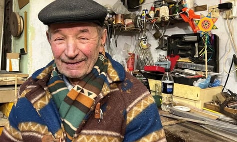 Помер заслужений майстер народної творчості Богдан Новак, який 50 років виготовляв різдвяні зірки