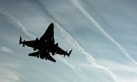 Повітряні сили оголосили про втрату F-16 під час відбиття російської атаки: пілот катапультувався
