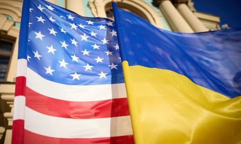 Reuters: США ненадовго призупиняли постачання зброї до України через дискусії в Білому домі