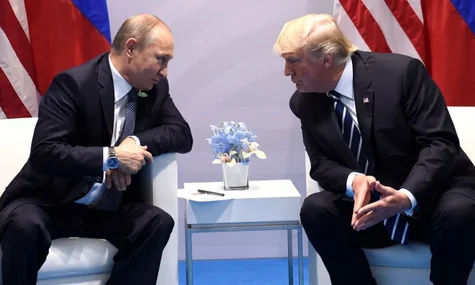 путін погодився стати посередником між США та Іраном у переговорах щодо ядерної зброї — Bloomberg