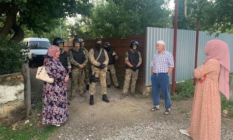 Правоохранители открыли дело из-за обысков у крымских татар российскими силовиками