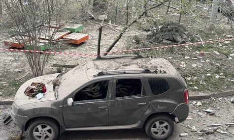 У Дніпрі з-під завалів дістали тіла двох людей. Ще п'ятьох шукають