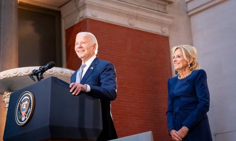 Першого чоловіка колишньої першої леді США Джилл Байден звинуватили у вбивстві своєї дружини