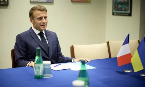 Макрон поговорив телефоном із Трампом перед самітом у Парижі — Le Figaro