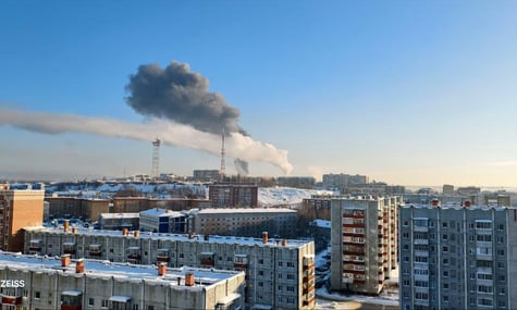 У російській Ухті пролунали вибухи. Схоже, атакований НПЗ — медіа