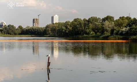Кирилівське озеро в Києві