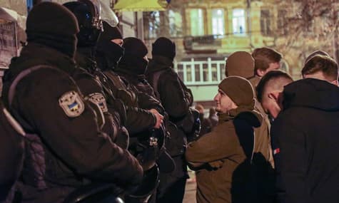 «Нині вже»: С14 і поліція, суд над Супрун, долар по 27 і няня від держави