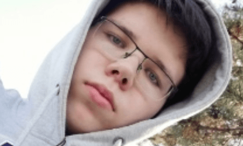 Юнак із Херсона виїхав до рф, щоб отримати громадянство, але там на нього завели справу через український ID-паспорт — медіа