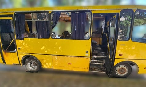 Кількість постраждалих внаслідок атаки по маршрутці в Херсоні зросла до 11