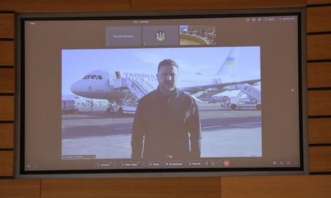 Зеленський обговорив із Трампом можливість організації зустрічі з путіним у США