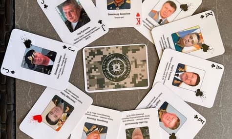 ЗСУ та волонтери створили колоди карт з російськими воєнними злочинцями, політиками та пропагандистами