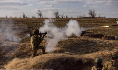 У Великодню ніч — понад пів тисячі порушень «перемир'я». Генштаб ЗСУ розповів про штурми та удари росіян