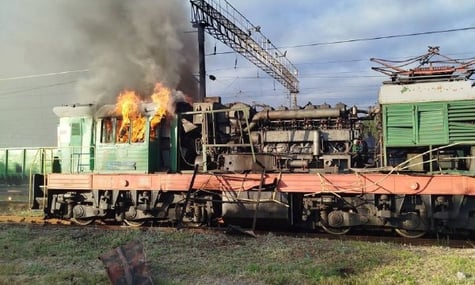 росіяни вкотре поцілили по залізниці на Харківщині. Є постраждалі