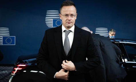 Сіярто заявив, що Угорщина отримала гарантії щодо енергетичної безпеки, а Україну звинуватив у «нахабстві»