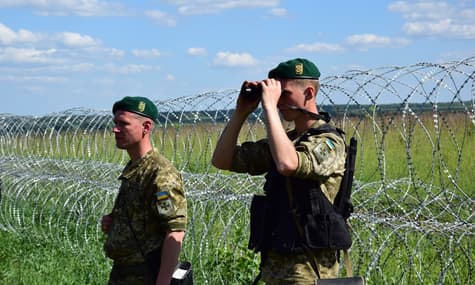 Стрілянина в Керчі: прикордонники на межі з Кримом відсьогодні працюють у звичному режимі