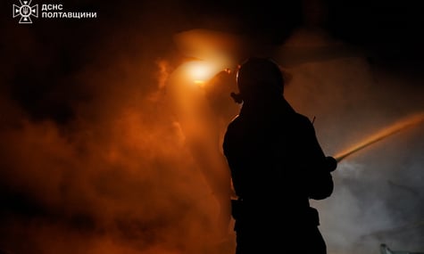 На Полтавщині росіяни атакували газовидобувний об'єкт. Там спалахнула пожежа