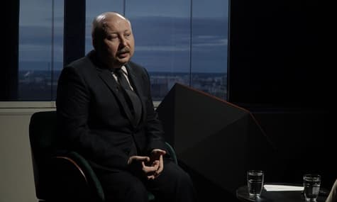У Кабміні пояснили, куди поділися гроші, які мали скерувати на доплати медикам