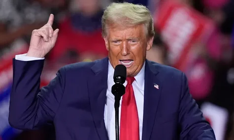 Трамп «в гневе» из-за поведения россии и обстрелов Украины — Axios