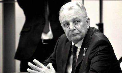 Олександр Леонов