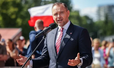 «Зрада або відсутність здорового глузду». Президент Польщі Навроцький наклав вето на оборонний план ЄС, Туск відповів