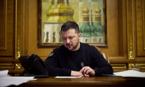 Зеленский планирует посетить страны Западной Европы, чтобы пролоббировать помощь Украине — Bloomberg
