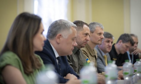 Україна розпочала переговори з Великою Британією щодо 100-річної угоди