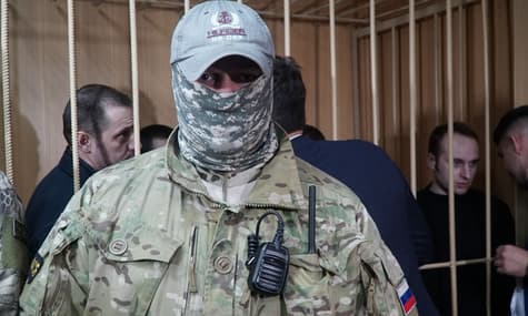 Суд у Москві продовжив арешт другій групі українських моряків