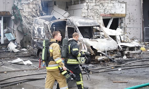 Депутат заявив, що в Києві від «дикого перенавантаження» померли два слюсарі. КМДА каже про інше