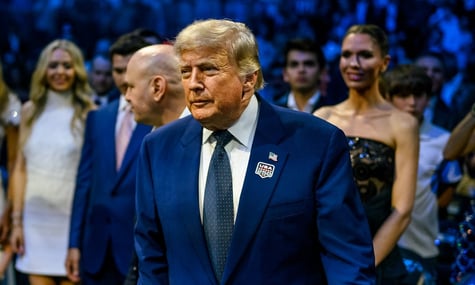 Був вражений і захоплений. Трамп похвалив українські удари по росії у розмові із Зеленським — FT