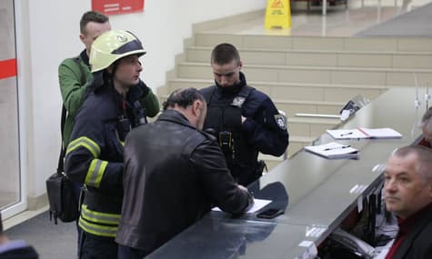 Пресс-конференция бывшего участника «Квартала 95» Манжосова не состоялась, здание «минировали»